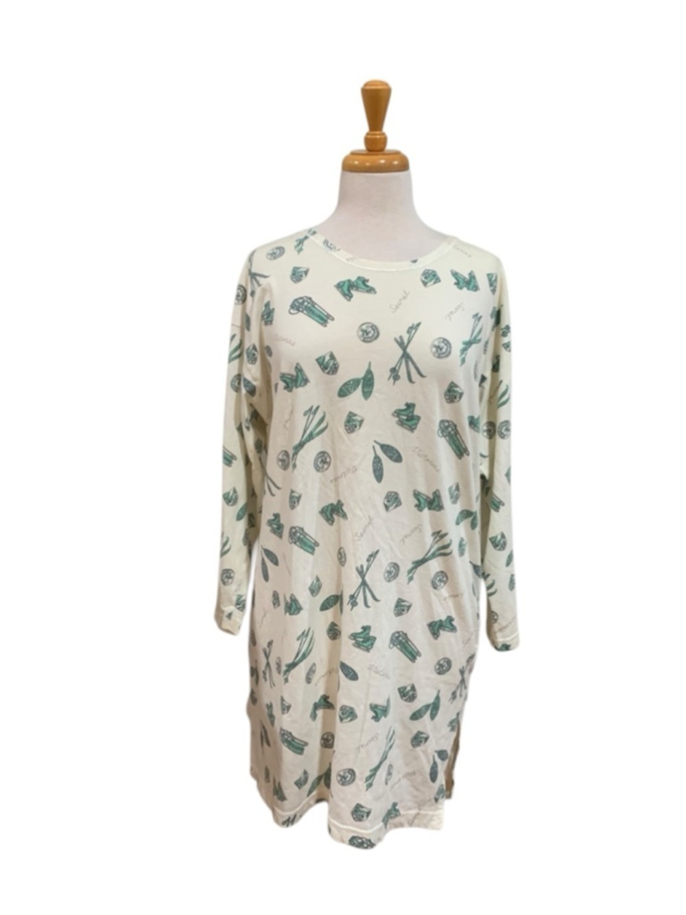 Vntg Women's Victoria's Secret Country long sleeved cotton winter sport nightie